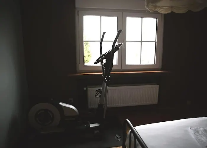 Cozy 3 Bedroom House With 11 Kw Electric Car Charger Apartment